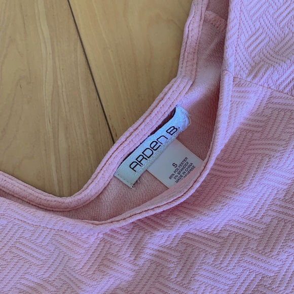 Arden B. Crop Top - Picture 4 of 4